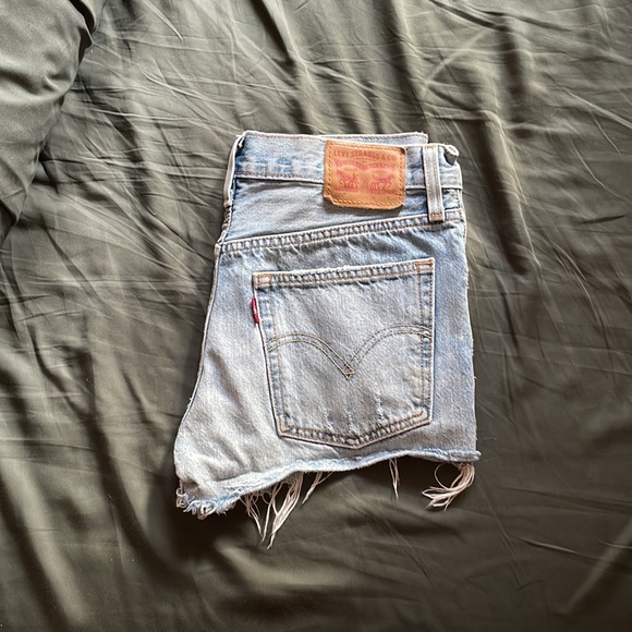 Levi 501 shorts w25 - Picture 6 of 6